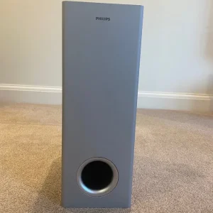 Phillips sound bar with subwoofer and remote - Image 6