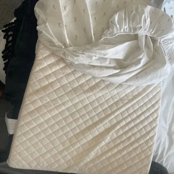 Carry cot
