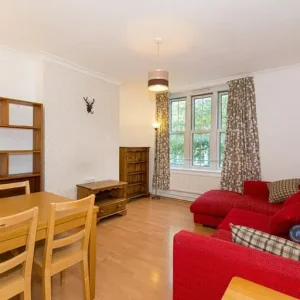 3 bedroom flat in Camelot House, east-boldon, Burnside - Image 3