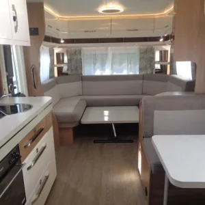 Hobby 650 Excellent 5 Berth Fixed Bed Caravan 2022 - Image 4