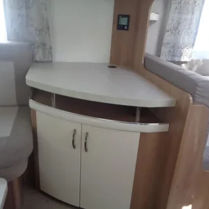 Hobby 650 Excellent 5 Berth Fixed Bed Caravan 2022 - Image 5