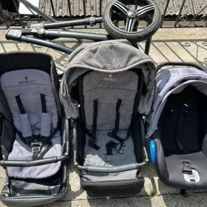 Venicci 3 in 1 pram - Image 3