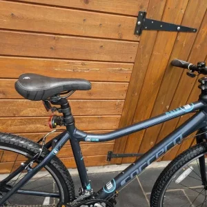 Carrera Axle Ltd women's hybrid bike 21-speed trigger gears 18 inch frame 27.5 wheels - Image 8