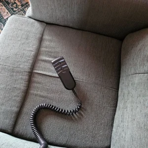 Rise and recline chair - Image 2