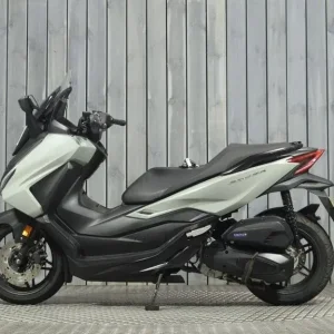 2023 Honda Forza 125 - Image 4