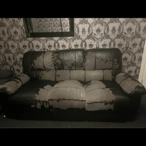 2 x 3-Seater Recliner Sofas - Image 4