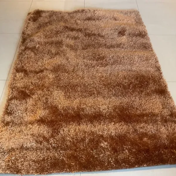 Shaggy brown area rug 170x120cm