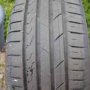 4 near new car tyres GT Radial Champiro FE2 205/55R16 - Image 4