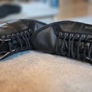 Lacoste black shoes size 10 UK - Image 4