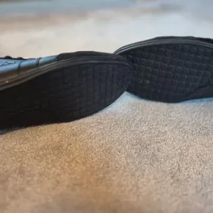 Lacoste black shoes size 10 UK - Image 7