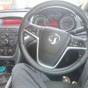 2013 Vauxhall Astra GTC 1.4 Turbo - Image 5