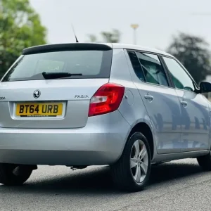 2014 Skoda Fabia 1.2 SE 5-door Hatchback - Image 4
