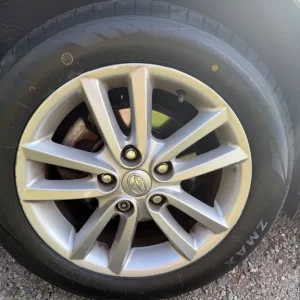 2008 Toyota Auris 1.4 Manual Hatchback - Image 4