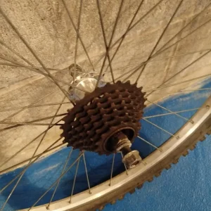 Rear wheel bike 26 x 1.95 with 7-speed cassette - Image 4