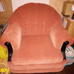 3 seater plus 2 chairs and footrest - Image 4