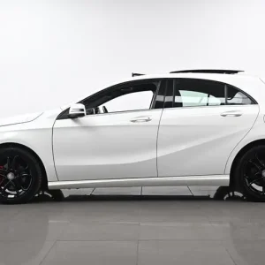 2015 Mercedes-Benz A-Class 2.1 A200d Sport 7G-DCT Euro 6 5-door hatchback diesel automatic - Image 6