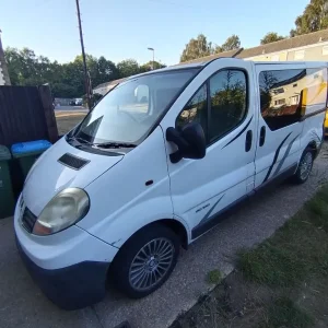 Renault TRAFIC panel van 2006 manual - Image 2