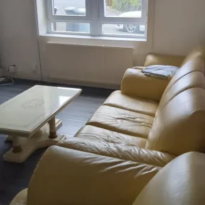 Fully Furnished 2 Bedroom Flat in Central Hamilton - Image 6