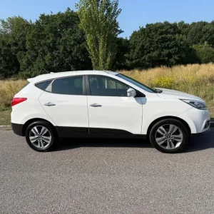 Hyundai ix35 1.7 CRDI Premium 5-door Diesel Manual 2013 - Image 3