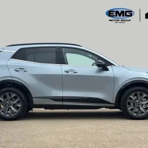 Kia Sportage GT-Line 1.6 Hybrid SUV - Image 4