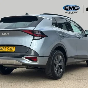 Kia Sportage GT-Line 1.6 Hybrid SUV - Image 7