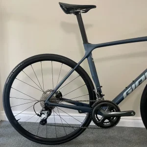 Giant Advanced TCR 3 Disc Full Carbon Road Bike - Image 3