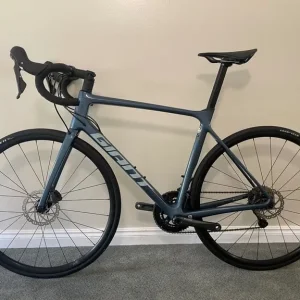 Giant Advanced TCR 3 Disc Full Carbon Road Bike - Image 4