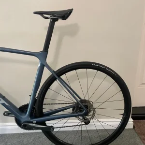 Giant Advanced TCR 3 Disc Full Carbon Road Bike - Image 6