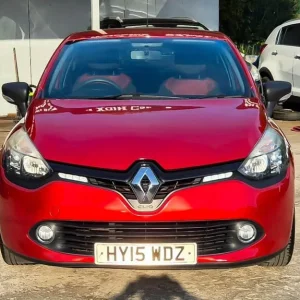 2015 Renault Clio 1.2 16V Expression 5-door hatchback petrol manual - Image 4