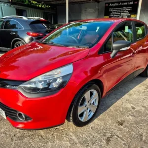 2015 Renault Clio 1.2 16V Expression 5-door hatchback petrol manual - Image 5