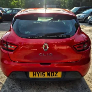 2015 Renault Clio 1.2 16V Expression 5-door hatchback petrol manual - Image 7