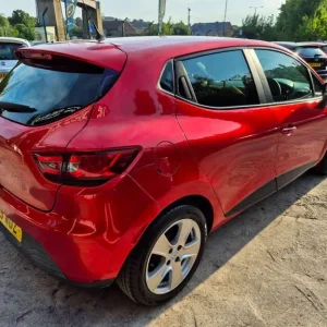 2015 Renault Clio 1.2 16V Expression 5-door hatchback petrol manual - Image 8