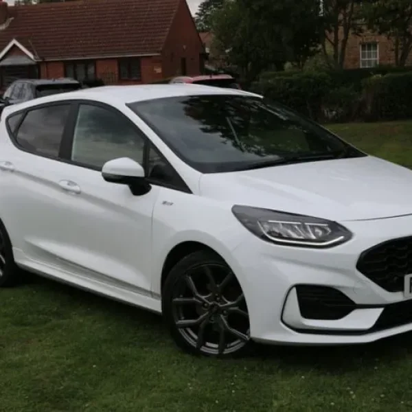 Ford Fiesta 1.0 EcoBoost Hybrid 5-door ST-Line