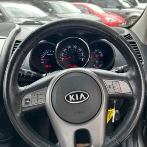 2011 Kia Soul 1.6 CRDi Tempest SUV 5dr Diesel Auto Euro 4 (126 bhp) HATCHBACK Diesel Automatic - Image 6