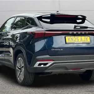 2025 Omoda 5 1.6 TGDI 5-door 4x4 with xenon lights and ABS - Image 2