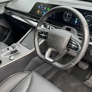 2025 Omoda 5 1.6 TGDI 5-door 4x4 with xenon lights and ABS - Image 8
