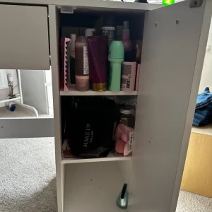 Vanity table, mirror and two lights - Image 5