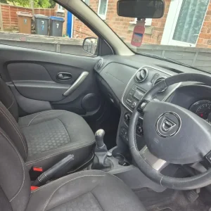 Dacia Sandero Hatchback 2015 Manual 5-door - Image 2