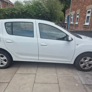 Dacia Sandero Hatchback 2015 Manual 5-door - Image 7