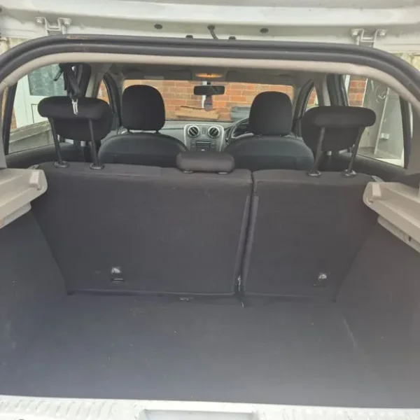 Dacia Sandero Hatchback 2015 Manual 5-door