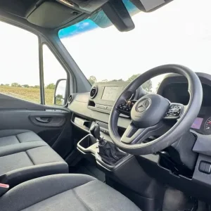 MERCEDES-BENZ SPRINTER 2.0 315 CDI PROGRESSIVE L2 MWB WHITE MANUAL DIESEL 2020 - Image 6