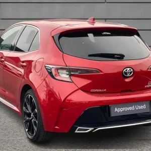 2021 Toyota Corolla 2.0 VVT-i Hybrid GR Sport 5-door CVT Hatchback - Image 4
