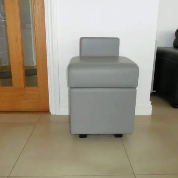 Dressing table chair