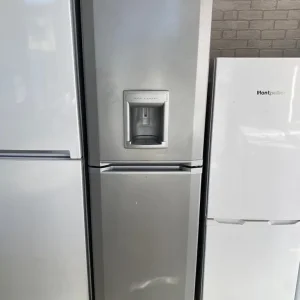 Beko fridge freezer - Image 2