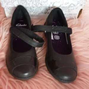 Clarks girls school shoes size 1½ black leather