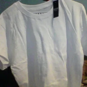 Bundle of Men's 9 Shirts – All New, Original, Labeled - Image 6