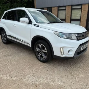 2015 Suzuki Vitara 1.6 DDiS SZ5 AllGrip Diesel Manual 5-door Hatchback - Image 5