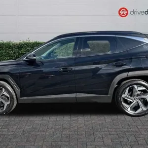 2022 Hyundai Tucson 1.6 T-GDi Manual SUV - Image 6