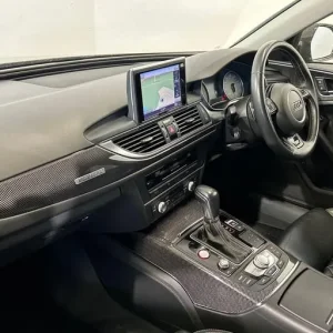 2017 Audi S6 Avant 4.0L V8 Estate - Image 2