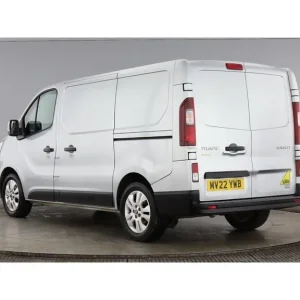 Renault Trafic SL28 DCI BLUE 130 SPORT SWB Low Roof - Image 8